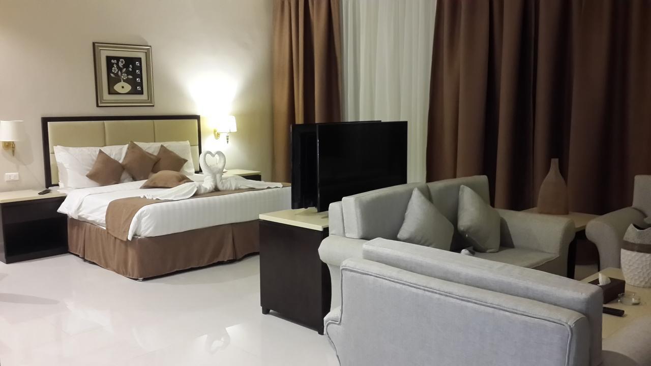 Grand East Hotel - Resort & Spa Dead Sea Sweimeh Extérieur photo