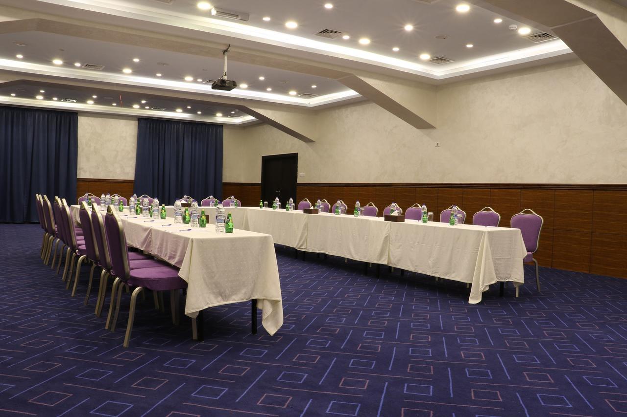 Grand East Hotel - Resort & Spa Dead Sea Sweimeh Extérieur photo