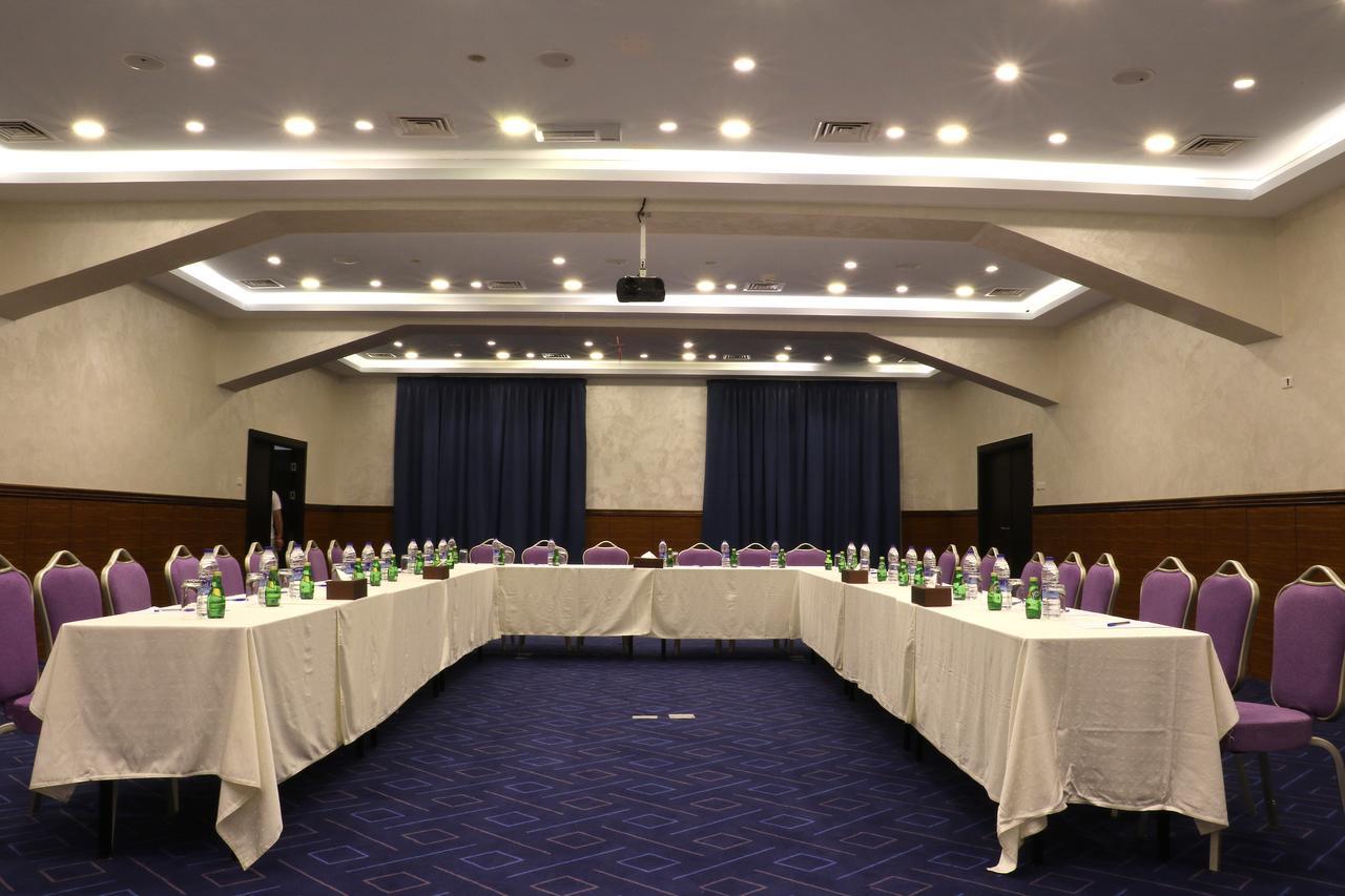 Grand East Hotel - Resort & Spa Dead Sea Sweimeh Extérieur photo
