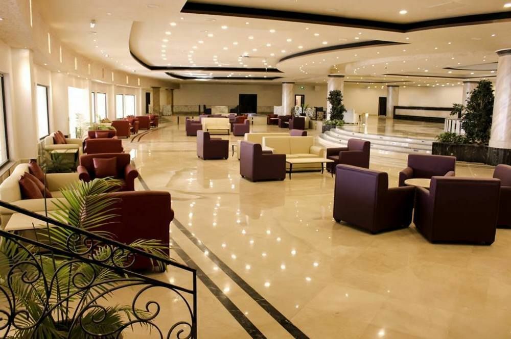 Grand East Hotel - Resort & Spa Dead Sea Sweimeh Extérieur photo